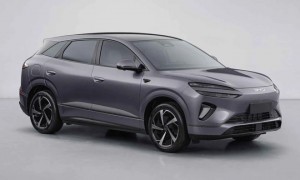 宋PLUS停产了？没想到同事终究还是买了绝版车。。。