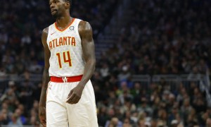 原创 
            美媒列火箭追5大目标,昔日火箭旧将或回归,莫雷再捡宝?