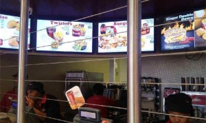 原创 
            曾经的非洲唯一发达国家:如今1/4人口失业,710万人患上艾滋病