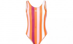 原创 
            一不小心穿泳衣出街,竟然赢了所有人?!