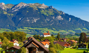 原创 
            财神一到,4生肖大富大贵,六月财神在身边,富贵赚大钱!