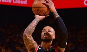 原创 
            最冤枉的竟是威少?利拉德2场合计29中7,体力都用来揍雷霆了!