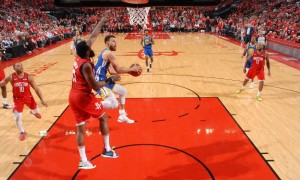 原创 
            36+6+7,28胜1负!如何防守库里最奏效,开拓者和火箭给出答案