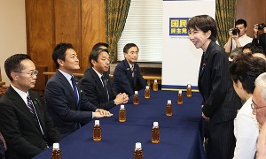 高市早苗首相任命恐推迟,波及对中美外交